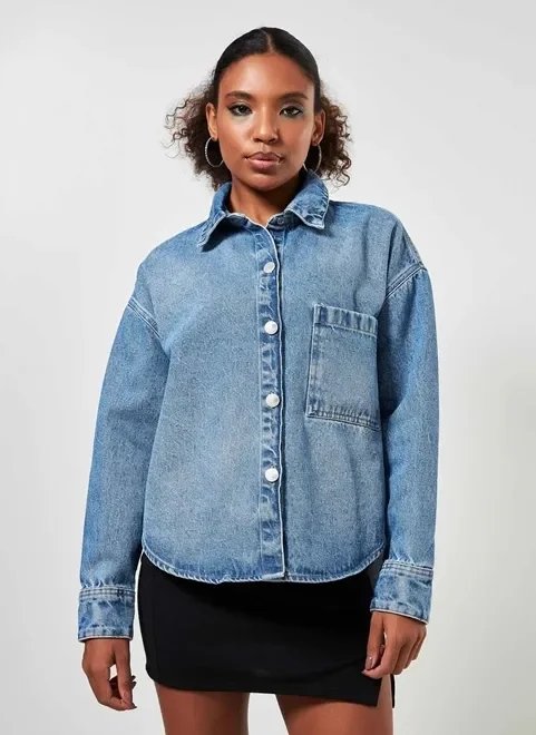 camisa overshirt jeans com bolso camisa overshirt jeans com bolso