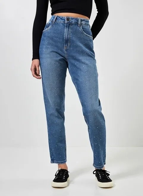 calça mom jeans com elastano e strass calça mom jeans com elastano e strass