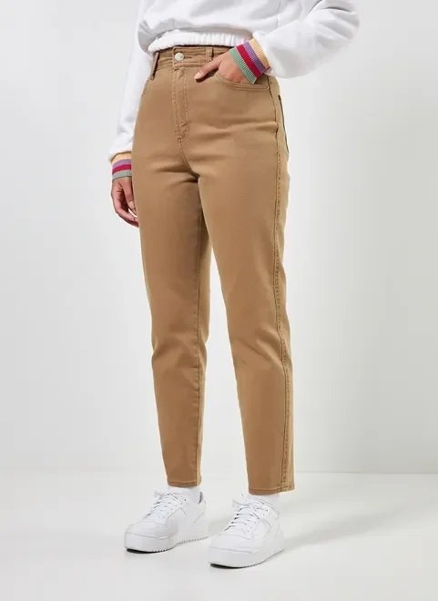 calça mom em sarja caqui calça mom em sarja caqui