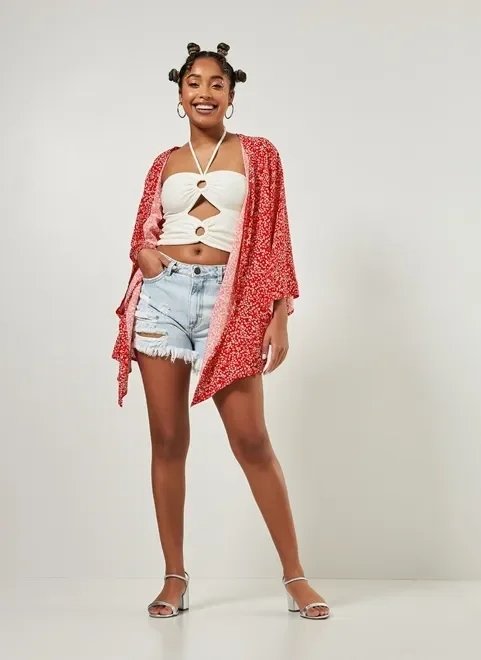 kimono vermelho com florzinhas kimono vermelho com florzinhas