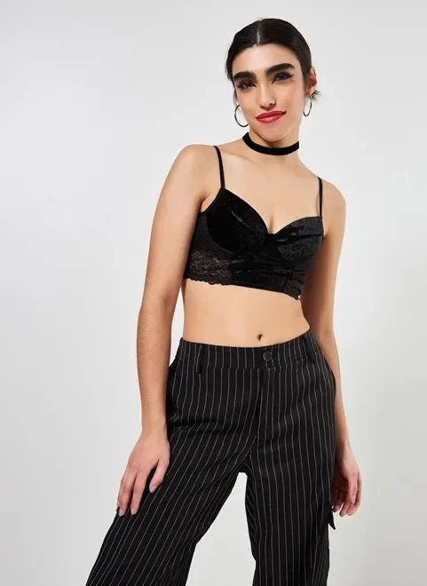 sutiã em veludo com renda sutiã em veludo com renda