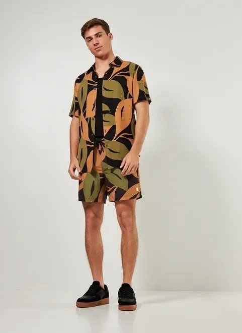 bermuda estampada folhagens bermuda estampada folhagens