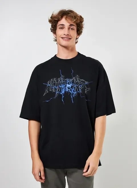 camiseta oversized preta nonsense camiseta oversized preta nonsense