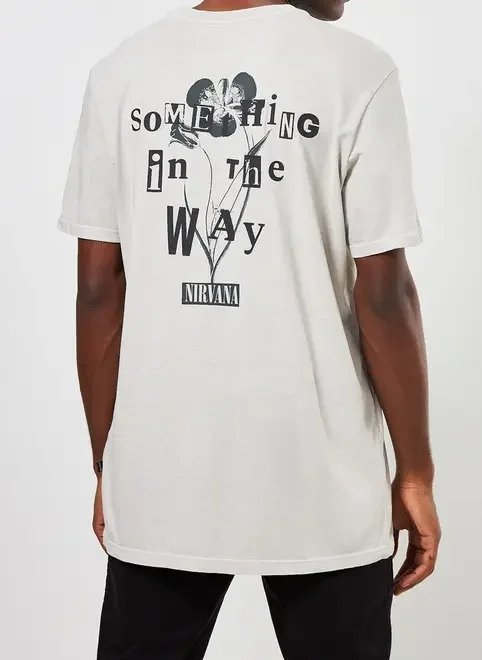camiseta alongada estonada nirvana camiseta alongada estonada nirvana