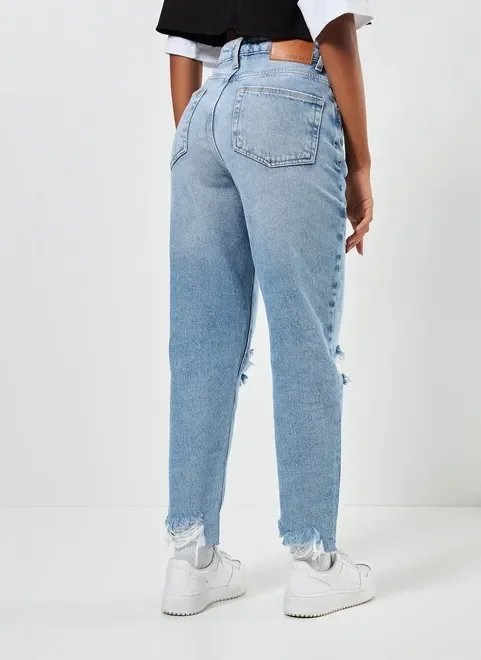 calça mom jeans clara destroyed calça mom jeans clara destroyed