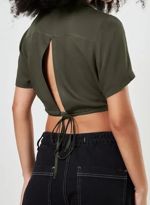 camisa cropped transpassada camisa cropped transpassada