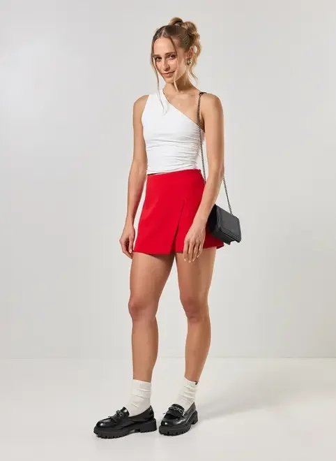 short saia de alfaiataria com fenda short saia de alfaiataria com fenda