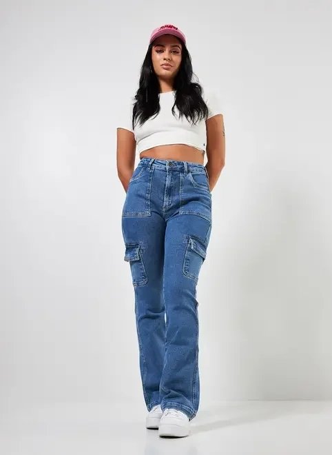 calça jeans flare cargo calça jeans flare cargo