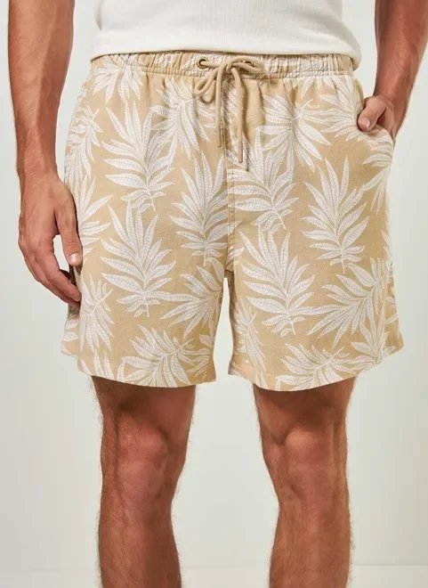 bermuda com linho estampa folhagens bermuda com linho estampa folhagens