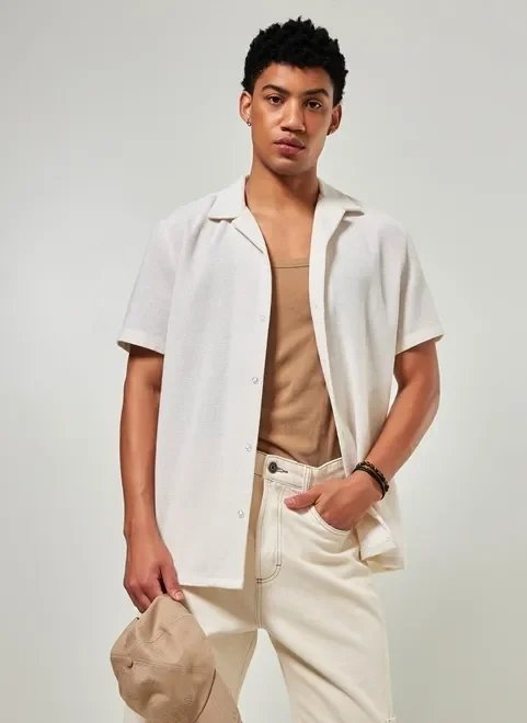 camisa manga curta com textura rústica camisa manga curta com textura rústica