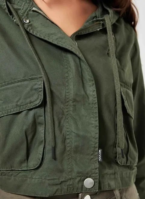 jaqueta utilitária em sarja verde militar jaqueta utilitária em sarja verde militar