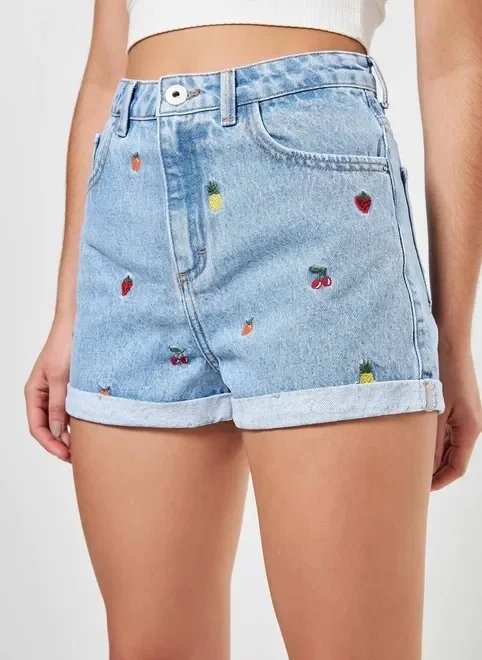 short mom jeans bordado frutinhas short mom jeans bordado frutinhas