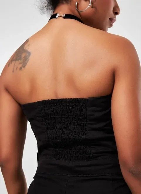 macacão cargo em sarja preta macacão cargo em sarja preta