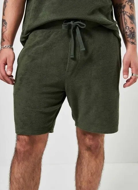 bermuda atoalhada verde militar bermuda atoalhada verde militar