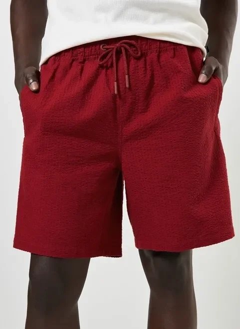 bermuda em tecido texturizado bermuda em tecido texturizado