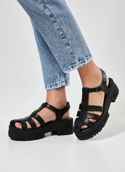 sandália plataforma tratorada com tiras sandália plataforma tratorada com tiras