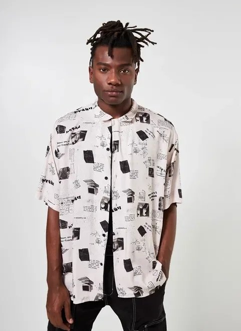 camisa oversized com estampa nostalgia camisa oversized com estampa nostalgia