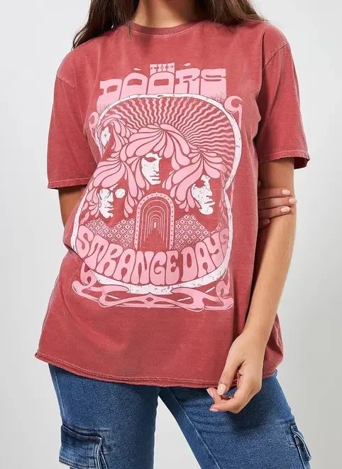 camiseta oversized estonada the doors camiseta oversized estonada the doors