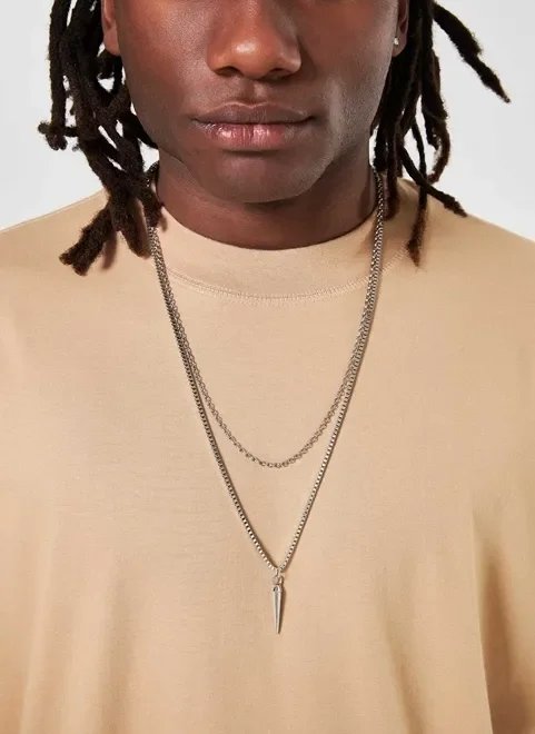 dupla de colares spike dupla de colares spike