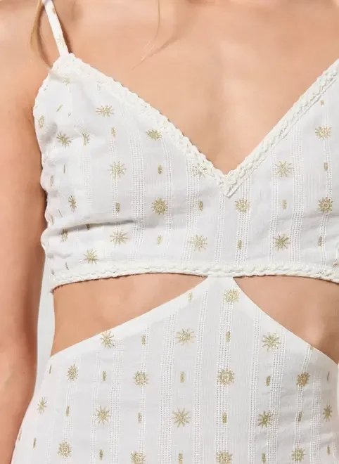 vestido off-white com solzinhos brilhosos vestido off-white com solzinhos brilhosos