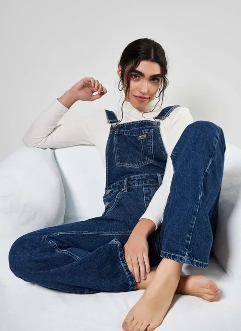 macacão em jeans circular macacão em jeans circular