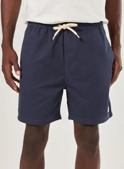 bermuda short em sarja azul marinho bermuda short em sarja azul marinho