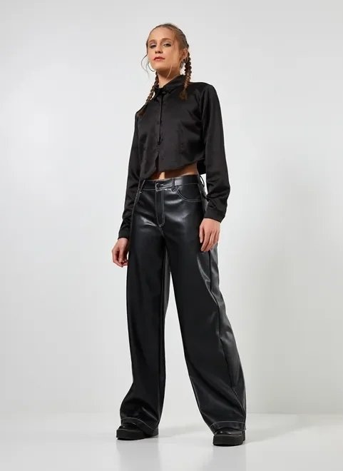 camisa cropped acetinada camisa cropped acetinada