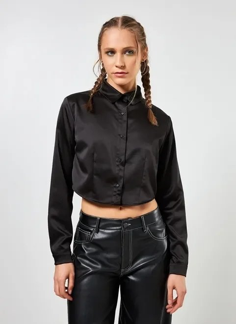 camisa cropped acetinada camisa cropped acetinada