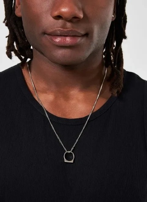 colar com pingente tipo anel colar com pingente tipo anel