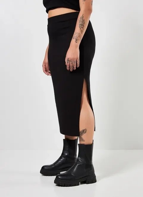 saia midi em malha com fenda saia midi em malha com fenda