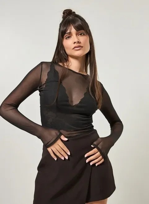 blusa em tule preto blusa em tule preto