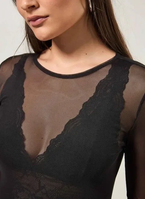 blusa em tule preto blusa em tule preto