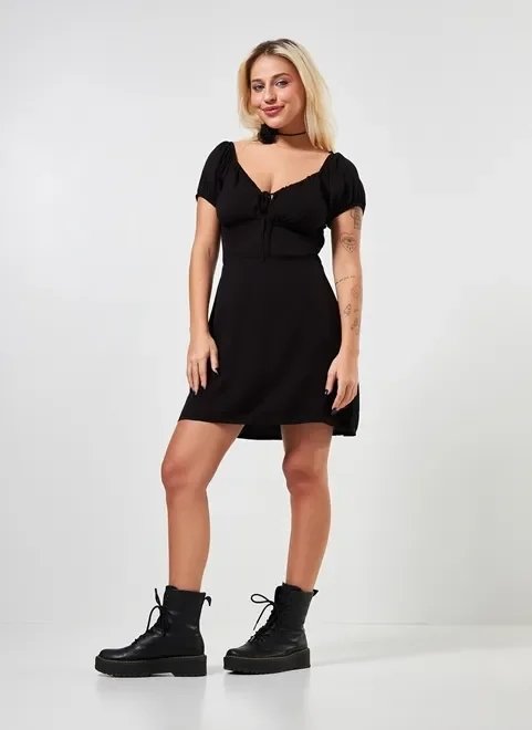 vestido macaquinho romântico preto vestido macaquinho romântico preto