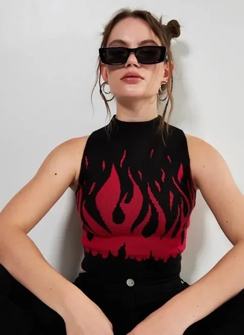 blusa hauter em tricô fogo blusa hauter em tricô fogo