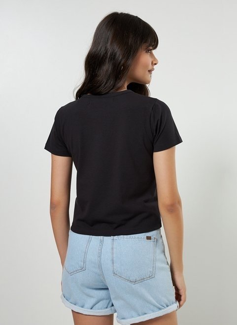 blusa básica de manga curta
