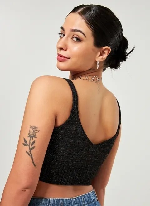 top em tricô preto com brilho colorido top em tricô preto com brilho colorido