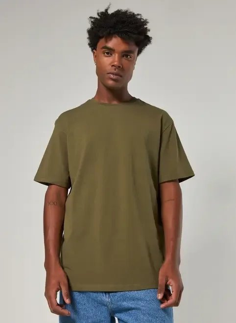 camiseta básica modelagem box camiseta básica modelagem box