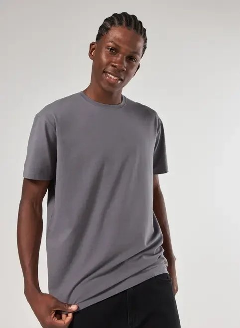 camiseta básica modelagem box camiseta básica modelagem box