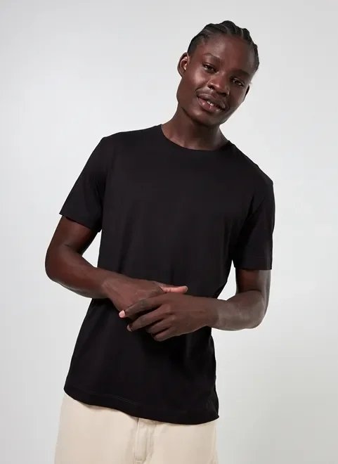 camiseta preta em algodão pima camiseta preta em algodão pima