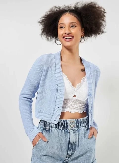 cardigan cropped azul claro cardigan cropped azul claro