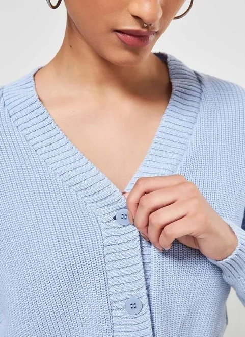 cardigan cropped azul claro cardigan cropped azul claro