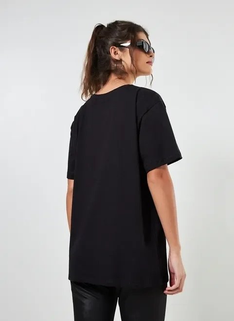 camiseta oversized gato com strass camiseta oversized gato com strass