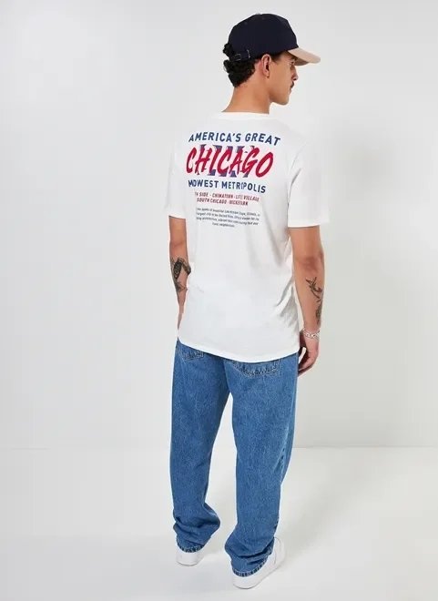 camiseta off-white com estampa nas costas camiseta off-white com estampa nas costas