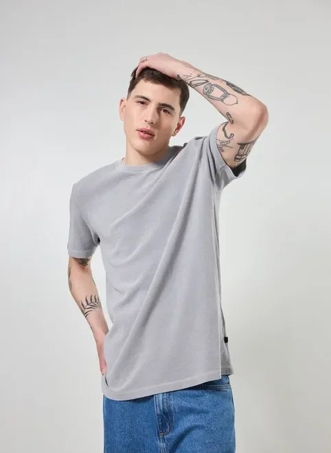 camiseta manga curta estonada com textura camiseta manga curta estonada com textura