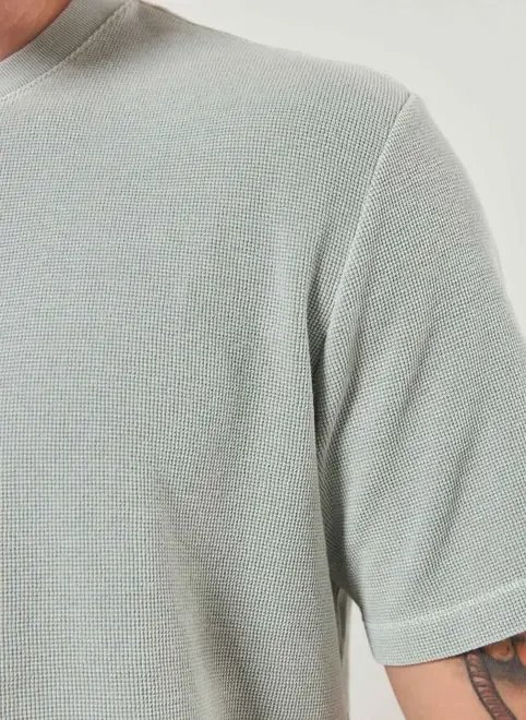 camiseta manga curta estonada com textura camiseta manga curta estonada com textura