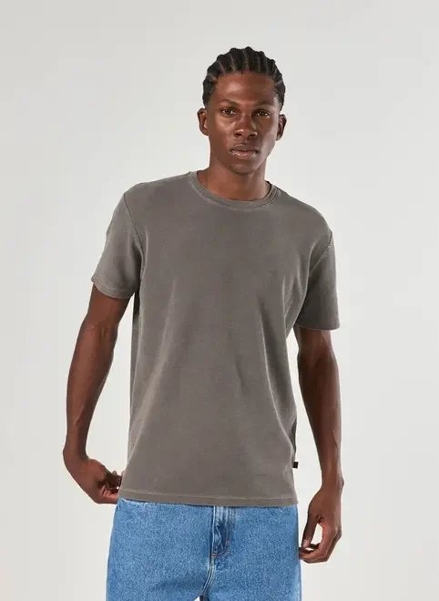 camiseta manga curta estonada com textura camiseta manga curta estonada com textura