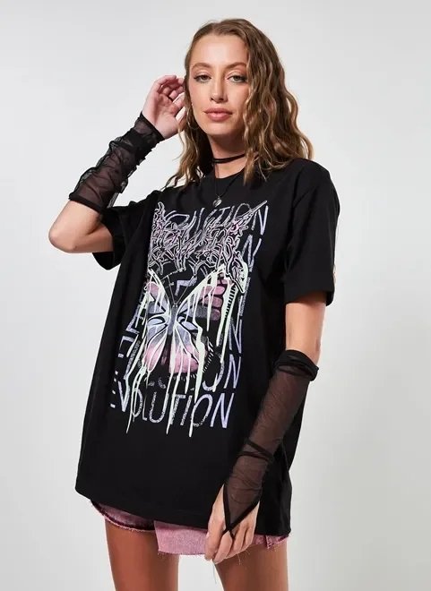 camiseta super oversized brilho no escuro camiseta super oversized brilho no escuro