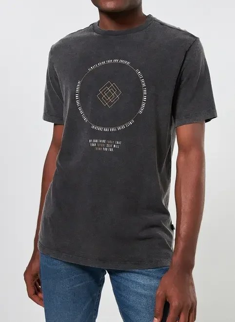 camiseta preta marmorizada geométrica camiseta preta marmorizada geométrica
