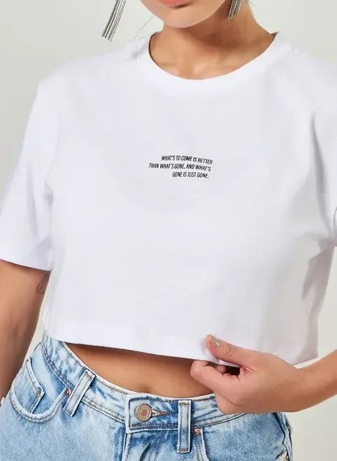 camiseta cropped com escrito camiseta cropped com escrito