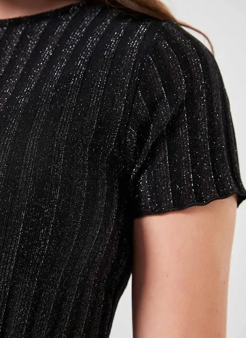 blusa em tule com brilho e textura blusa em tule com brilho e textura